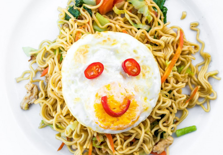 Dampak Mengonsumsi Mi Instan