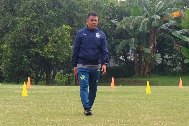 Pelatih PSIS Semarang, Jafri Sastra-Medcom.id/Budi Arista Romadhoni
