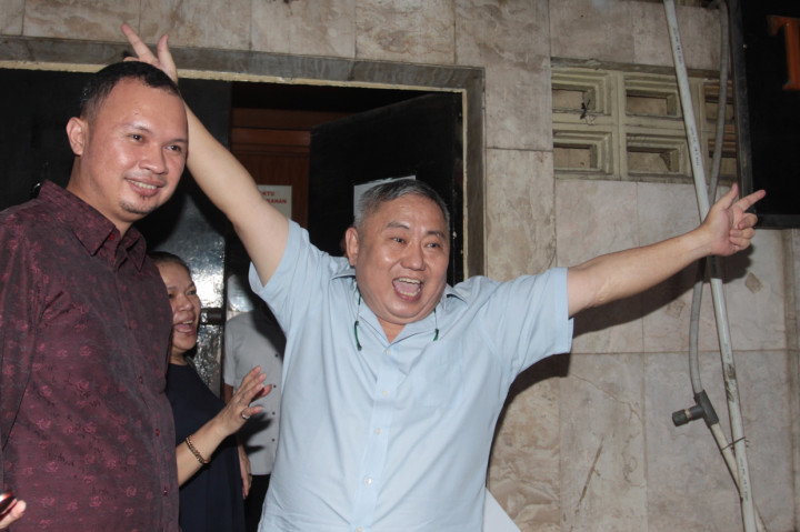 Ekspresi Lieus Sungkharisma saat Penanganannya Ditangguhkan