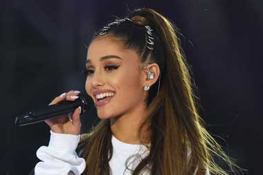 Ariana Grande Alergi Tomat