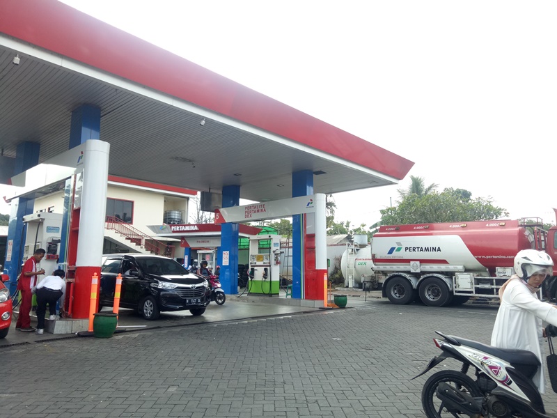 Ilustrasi Stasiun Pengisian Bahan Bakar Umum (SPBU) di Malang, Jawa Timur, Kamis, 6 Juni 2019. Medcom.id/ Daviq Umar Al Faruq.