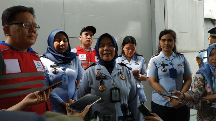 Petugas Rutan Pondok Bambu Dangdutan Saat Disidak