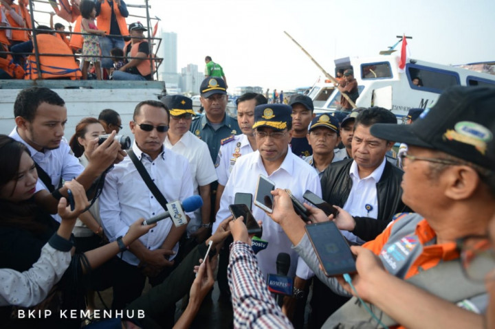 Menhub Kritisi Penjualan Tiket Manual di Pelabuhan Kaliadem