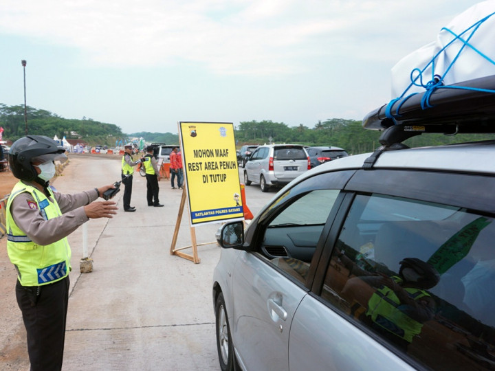 Hari Ini, <i>Rest Area</i> Sepanjang Tol Cikampek Ditutup