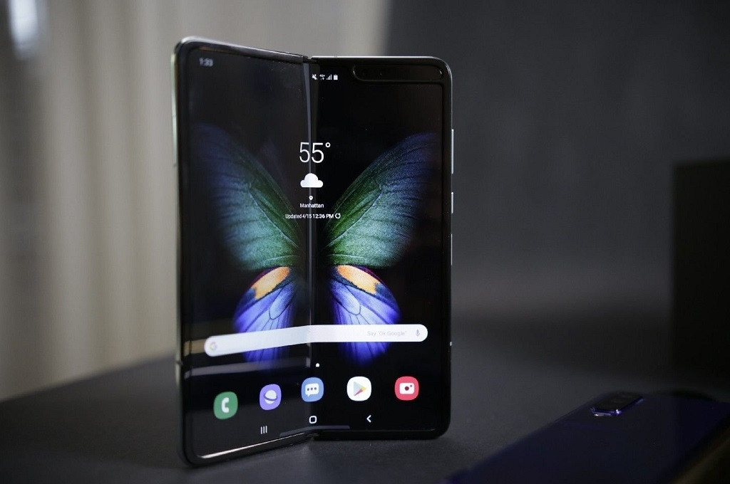 Samsung Galaxy Fold akan Melunc   ur pada Bulan Juni? - Medcom.id