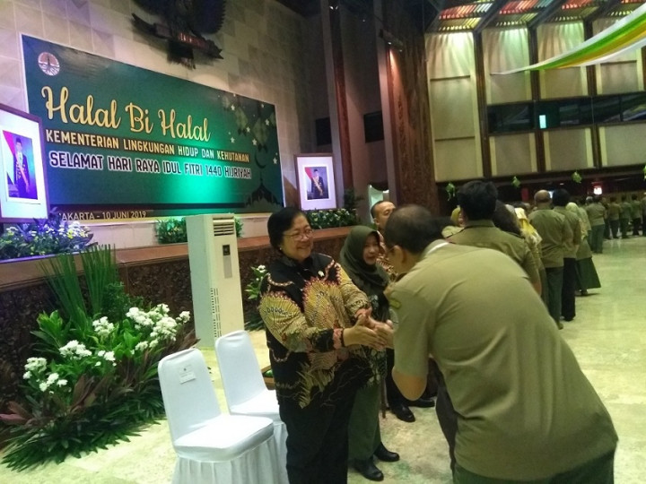 Menteri Siti Ingatkan Pegawai Segera Tuntaskan Pekerjaan