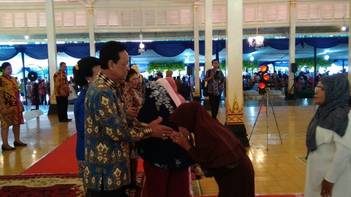 Hadiri <i>Open House</i>, Warga Berharap Tak Berjarak dengan Sultan