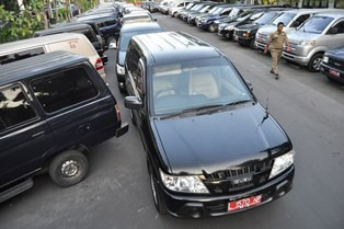 ASN Mudik Pakai Mobil Dinas Ditagih 'Uang Bensin'