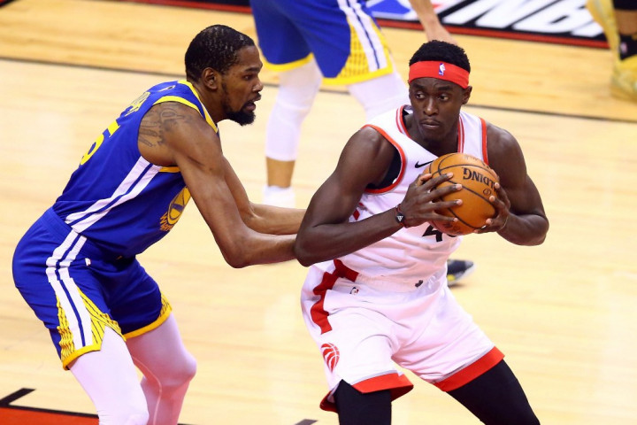 Warriors Turunkan Durant, Pesta Kemenangan Raptors Tertunda