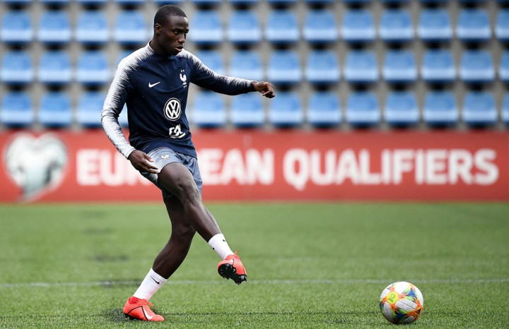 Didier Deschamps Konfirmasi Ferland Mendy Gabung Madrid