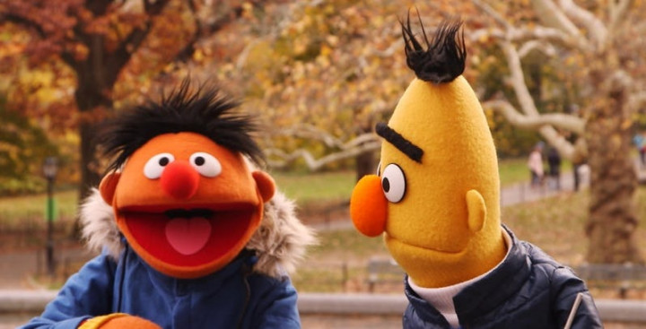 Bo Burnham Terlibat dalam Film Sesame Street