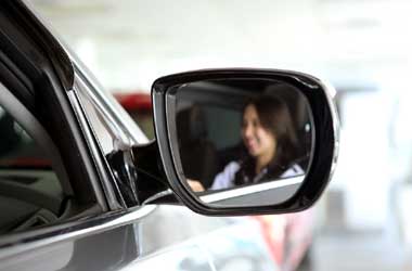 Trik Mengatur Angle Kaca Spion agar Berkendara Lebih Aman