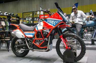 Royal Enfield Himalayan ini Terinspirasi Dakar Rally