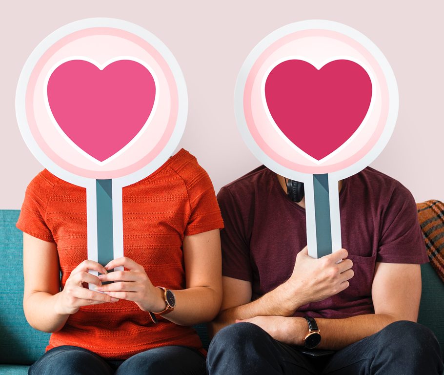 Ada berbagai cara mengungkapkan cinta tapi yang terpenting, bagaimana rasa cinta itu tersampaikan ke hati yang kita inginkan (Foto Ilustrasi: Rawpixel/Pexels)