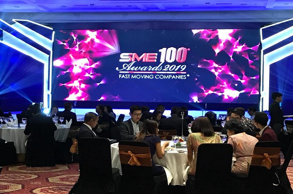 Pengumuman hasil survei SME 100 Awards di Jakarta, Jumat 14 Juni 2019. (Foto: Dwikie Naufal/Medcom.id)