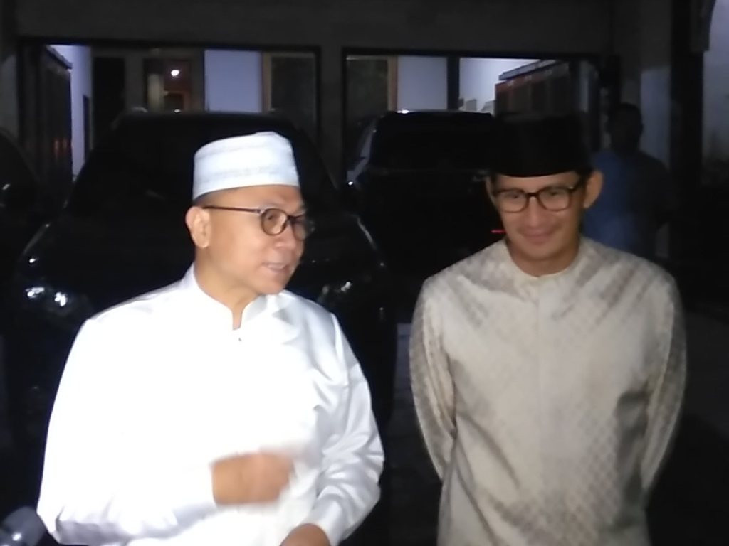 Sambangi Kediaman Zulhas, Sandi Bahas Perkembangan Sidang MK