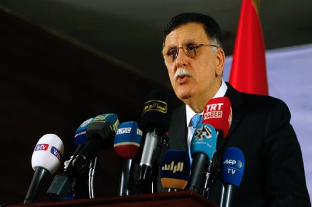 PM Libya Fayez al-Sarraj mengumumkan inisiatif damai di Tripoli, Minggu 16 Juni 2019. (Foto: Mahmud Turkia/AFP/Getty Images)