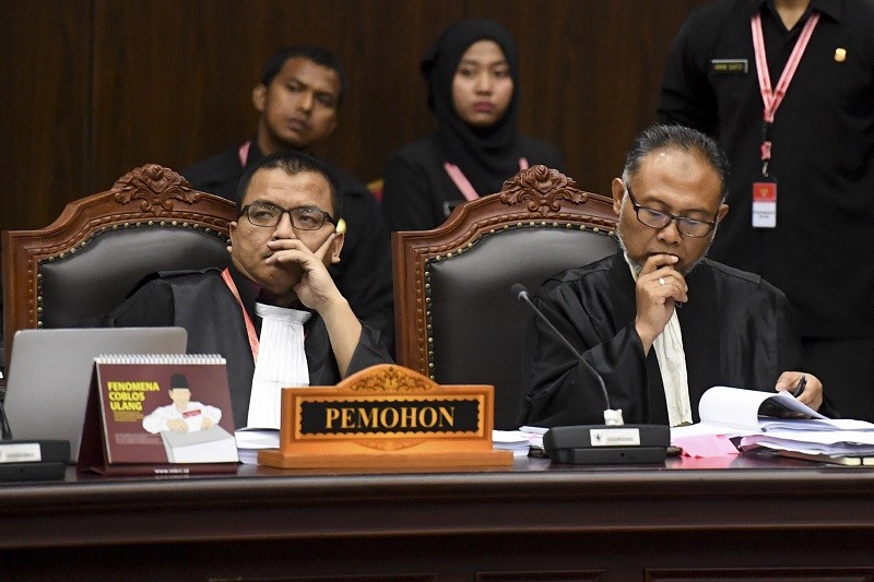 Kuasa Hukum Prabowo-Sandi Pernah Ikut Lelang di KPU