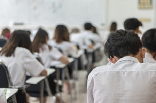 Jateng Modifikasi Aturan Mendikbud soal PPDB SMA