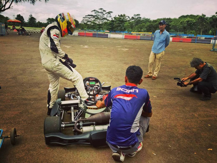 Rio Haryanto Kembali Mengemudi Gokart?