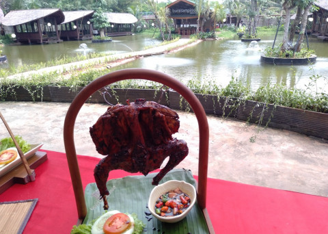 Menyantap Menu Nusantara Dengan Suasana Pedesaan Di Cikarang Menyantap Menu Nusantara Dengan Suasana Pedesaan Di Cikarang