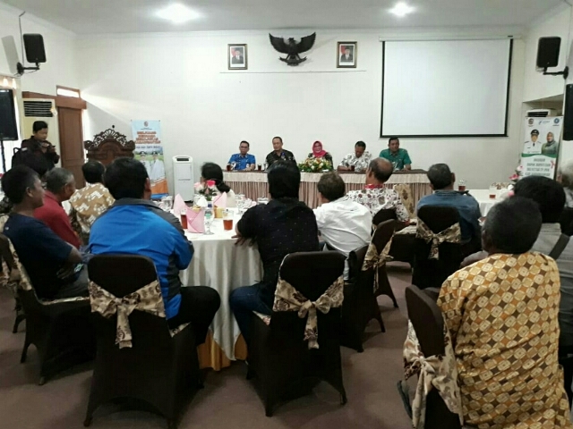 Bupati Karanganyar Modali Penjual Kuliner Anjing untuk Alih Profesi