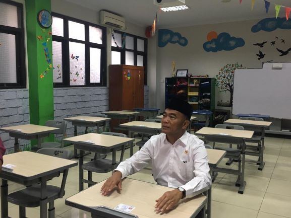 Keponakan Mendikbud Tak Lolos Sekolah Negeri