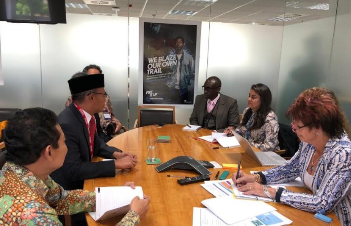 RI-Inggris Bahas Peluang Kerja Magang Lulusan WNI