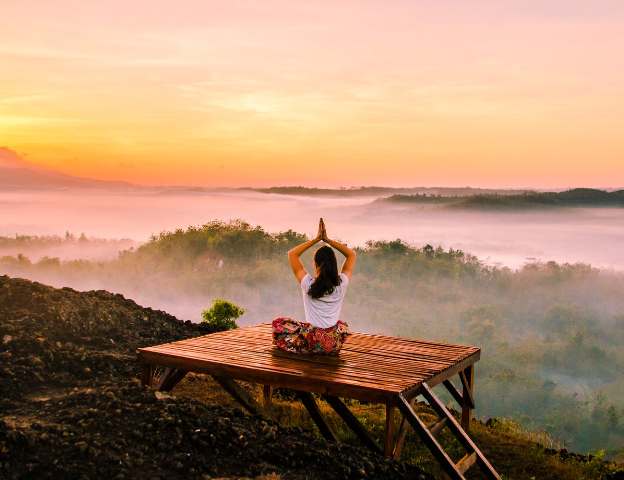 Gerakan Yoga yang Membantu Mengelola Masalah Pernapasan