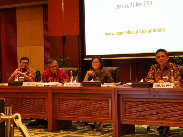 Menteri Keuangan (Menkeu) Sri Mulyani (tengah) - - Foto: Medcom.id/ Husen Miftahudin