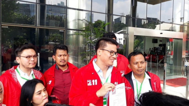 Anies Diminta Tegas Soal Reklamasi