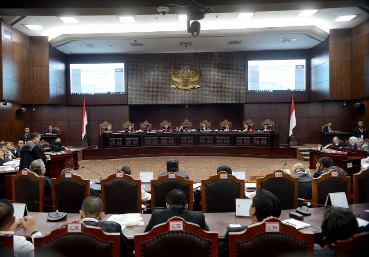 Sidang MK Dinilai Jadi Panggung Politik