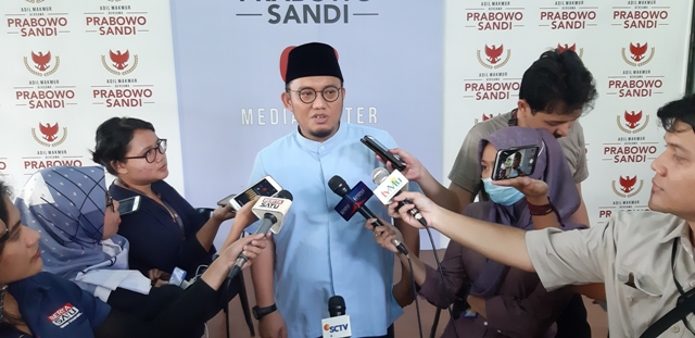 Prabowo Belum Berpikir Rekonsiliasi dengan Jokowi