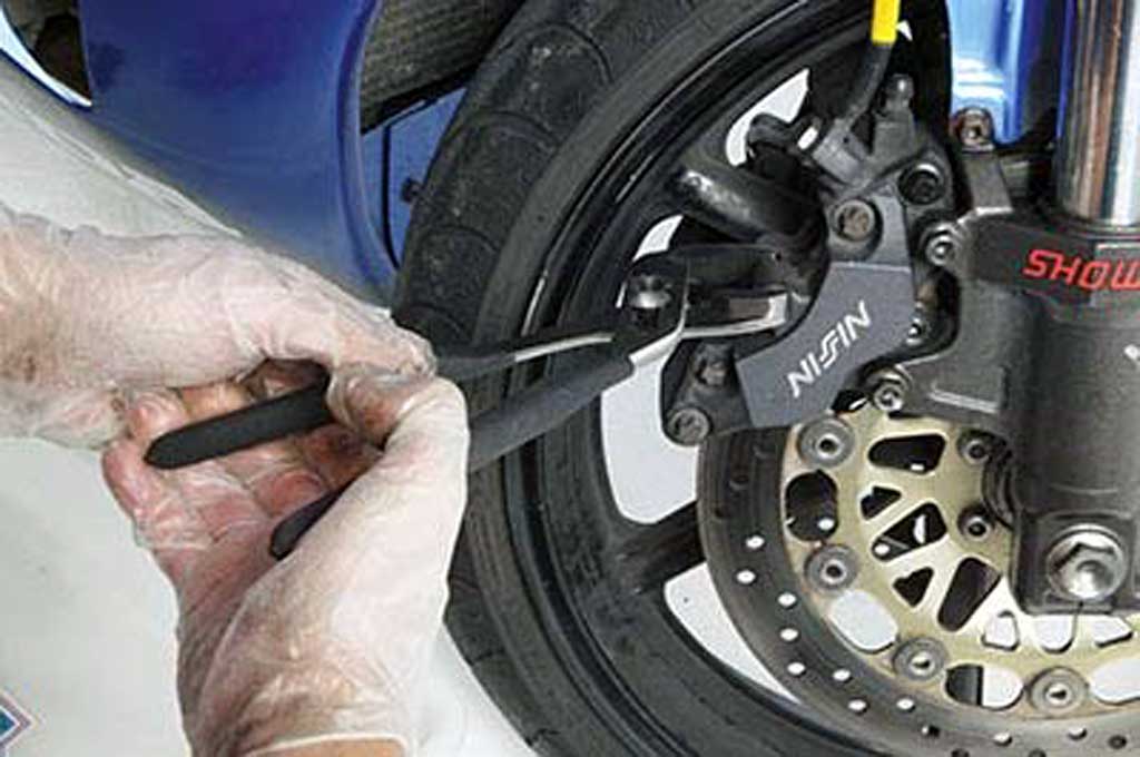 Tips Merawat Sistem Pengereman Motor Agar Selalu Optimal: Keselamatan Berkendara Dimulai dari Rem yang Pakem