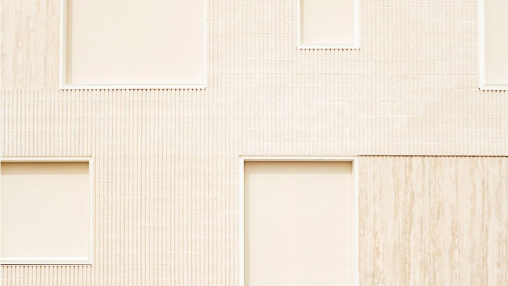 Zaman Modern, Rumah Ini Justru Usung Tema Primitif