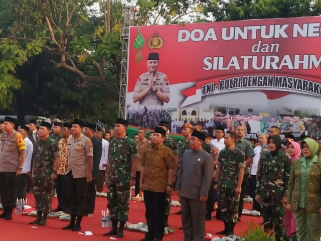 Doa bersama dan silaturahmi TNI Polri dengan masyarakat