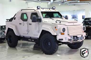 Modifikasi Ford F550 XL 4×4 Terinspirasi Mobil Militer