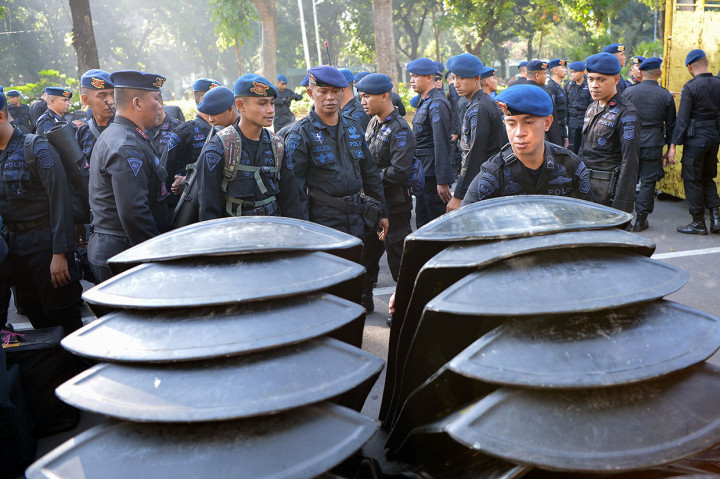 Aparat Mulai Bersiaga di Sekitar Gedung MK