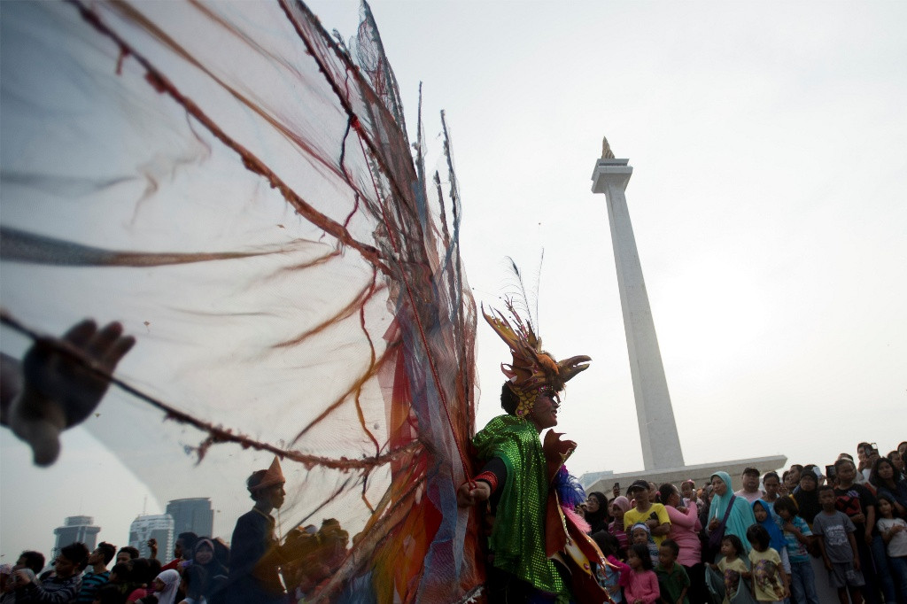 Parade Jakarnaval adalah acara tahunan yang penyelenggaraannya tak jauh dari HUT Kota Jakarta (Foto: Rosa Pangabean/Antara)