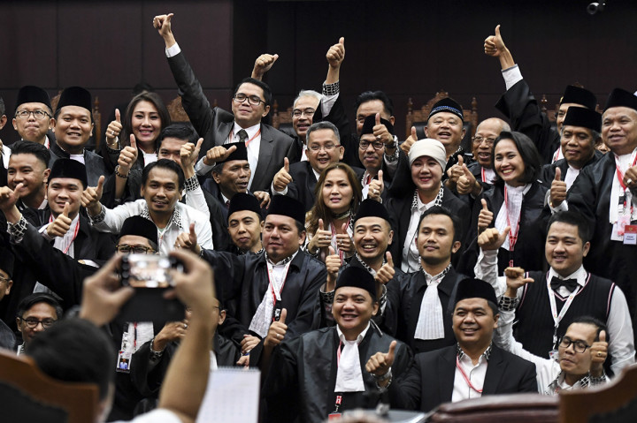 MK Tolak Seluruh Permohonan Prabowo-Sandiaga