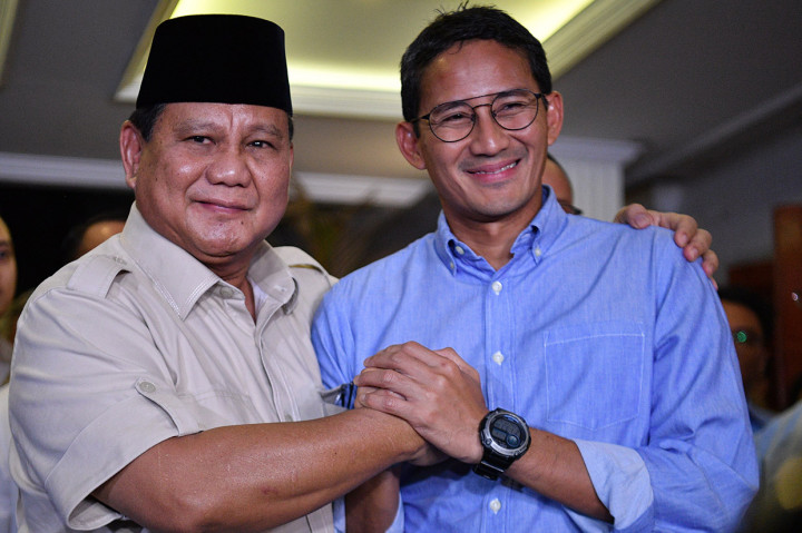 Meski Kecewa, Prabowo-Sandi Hormati Putusan MK