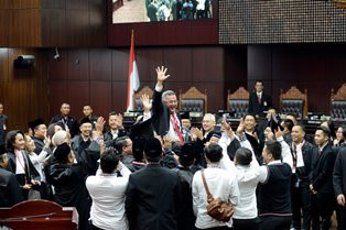 Masyarakat Diminta <i>Move On</i> Pascapilpres