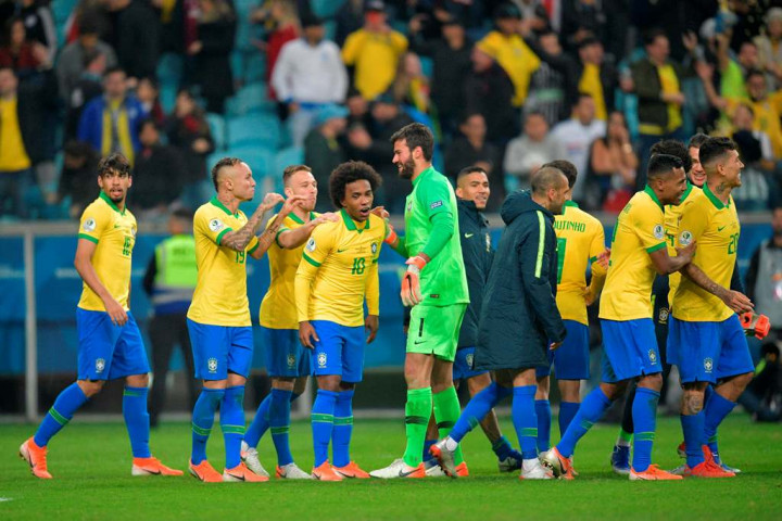 Brasil Singkirkan 10 Pemain Paraguay Lewat Adu Penalti