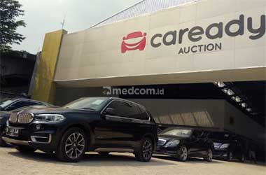 Serius Bisnis Jual Beli Mobil Seken, Blue Bird Bikin Balai Lelang Terbesar
