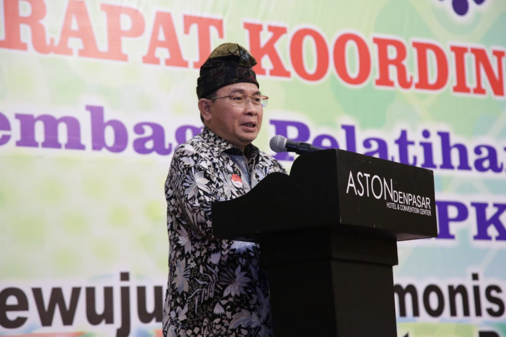 Staf Ahli Kemenaker bidang Ekonomi dan SDM Aris Wahyudi. (Foto: Dok. Kemenaker)