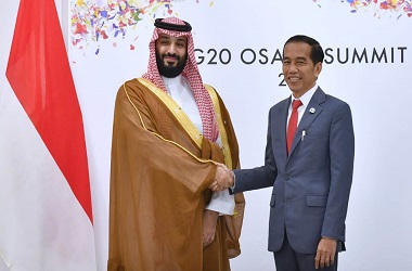 Jokowi Bahas Isu Energi saat Bertemu Pangeran Saudi