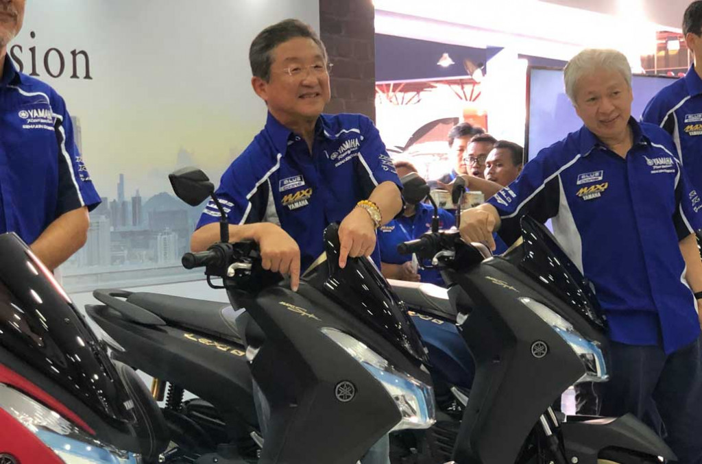 jiplak gaya nmax lexi punya versi maxi signature jiplak gaya nmax lexi punya versi maxi signature