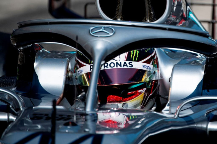 Lewis Hamilton Kena Penalti Mundur Posisi Start