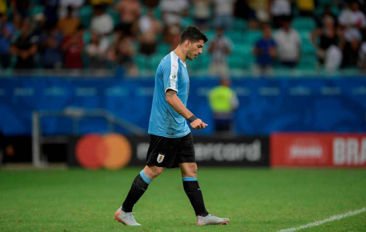 Gagal Eksekusi Penalti, Suarez Didukung Neymar