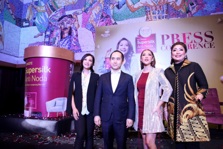 BCL Pakai Cat Tembok Supersilk Anti Noda, Sekali Bilas Langsung Bersih!